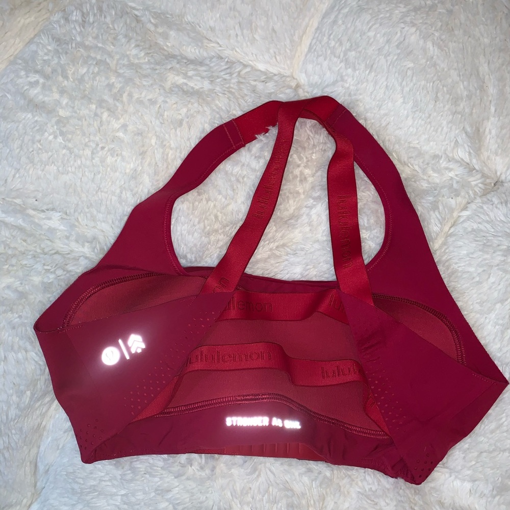 lulu lemon sports bra